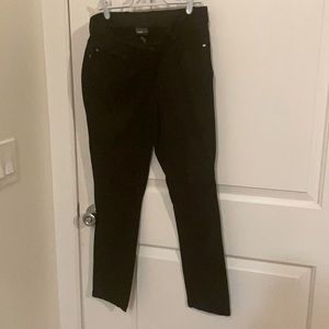 EUC- Sz 4P Rafaella classic black work pants